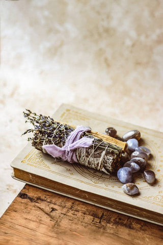 White Sage & Palo Santo & Lavender - Cleansing Kit